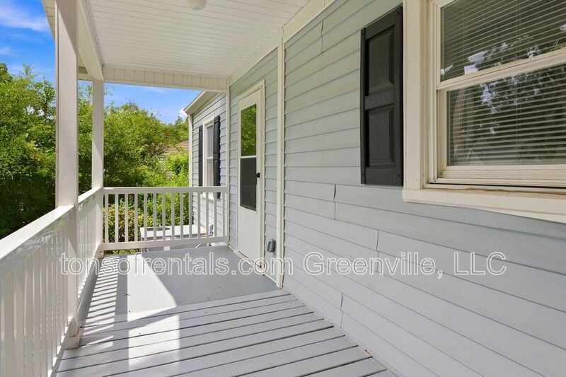 Super nice home minutes to downtown Greenville SC! property image