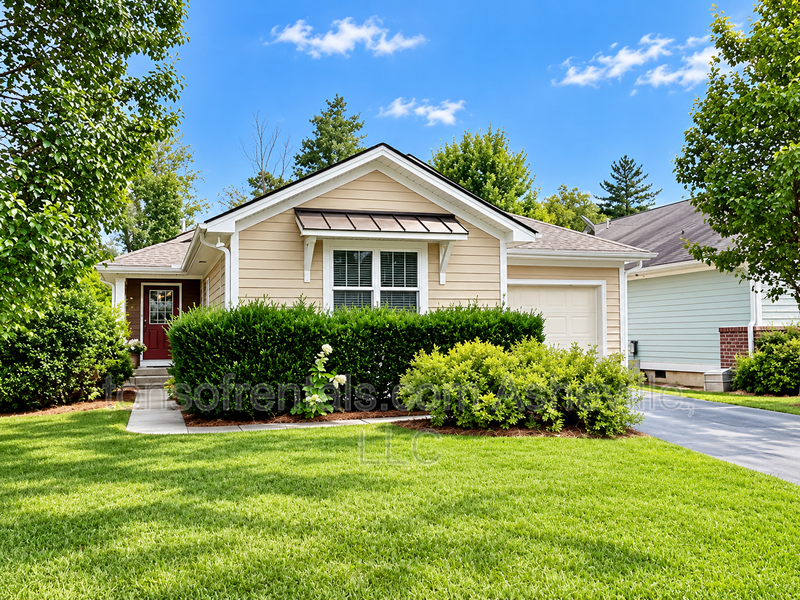Spacious 3-Bedroom Home with New Luxury Vinyl Flooring & Community Amenities property image