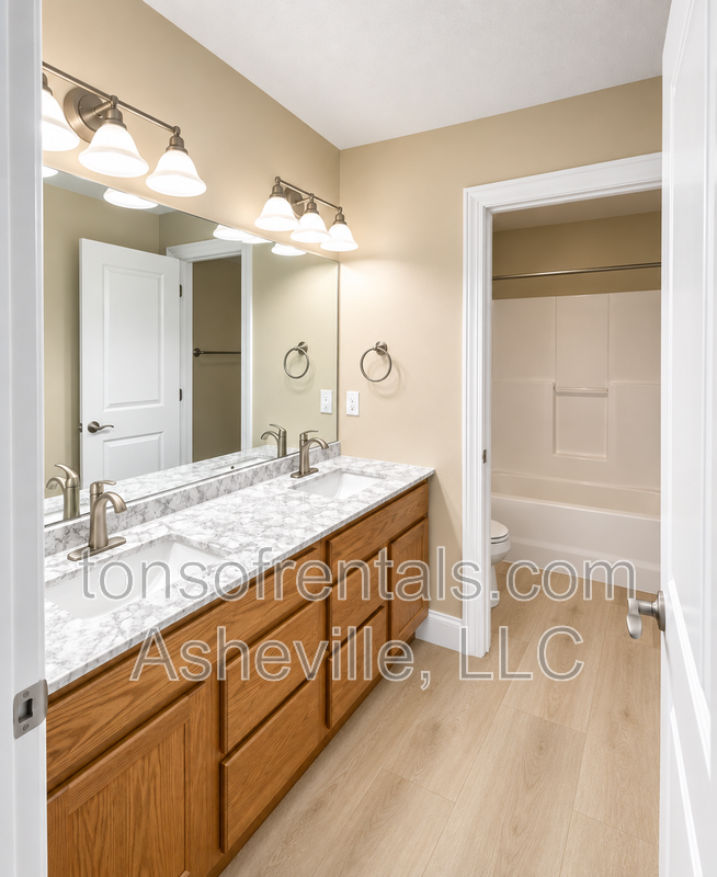 Spacious 3-Bedroom Home with New Luxury Vinyl Flooring & Community Amenities property image
