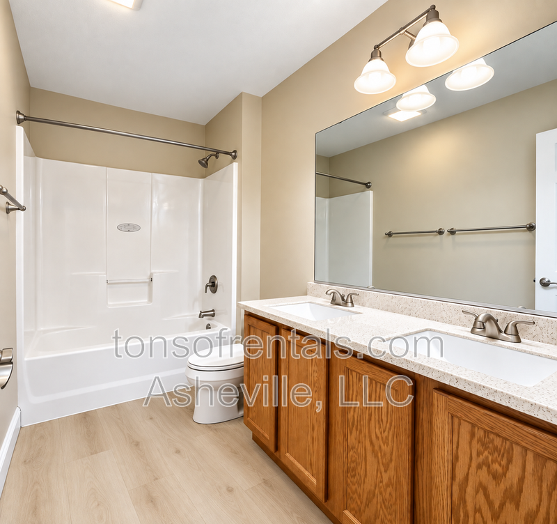 Spacious 3-Bedroom Home with New Luxury Vinyl Flooring & Community Amenities property image