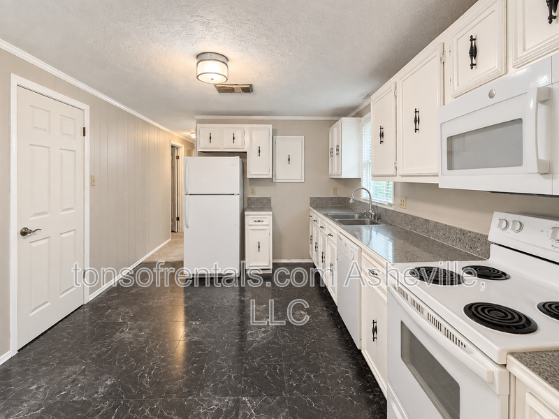 Charming Brevard Home with Covered Porch � Available Now! property image