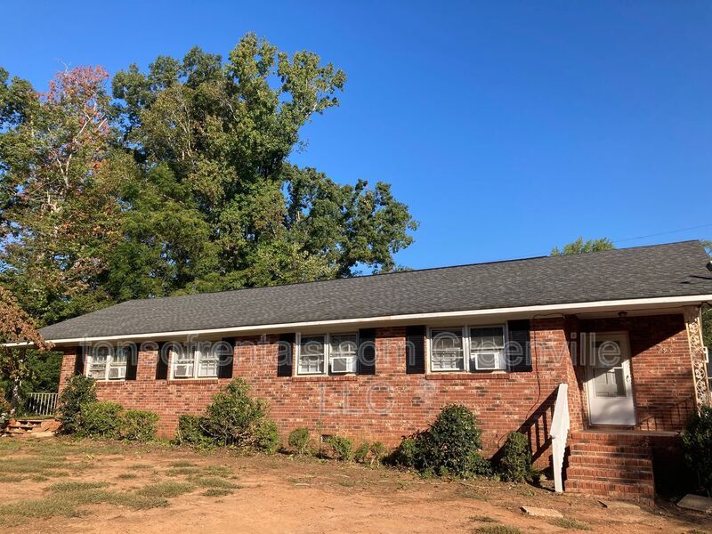 Charming 2-bedroom, 1-bath home in Spartanburg, SC property image