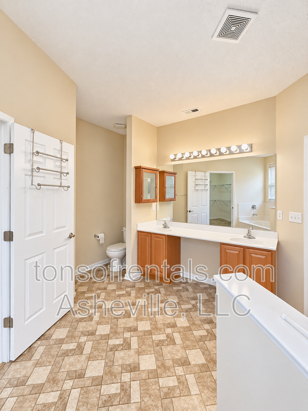 Space, style, and easy living come together at 9 Summer Meadow in Arden! property image