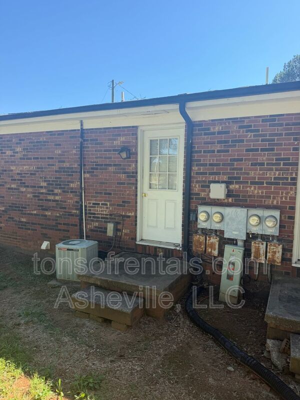 Cute 1 Bedroom in Forest City property image