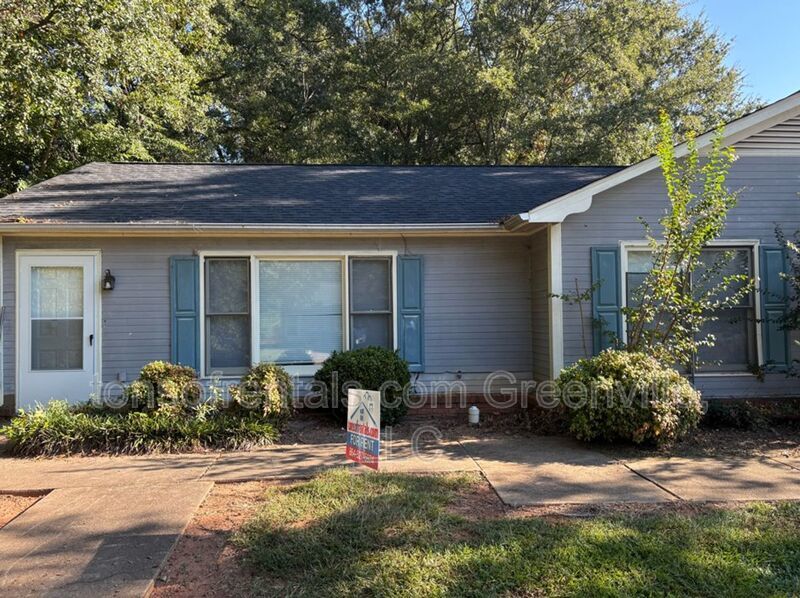 Nice 2 bedroom 1 bath duplex in Spartanburg property image