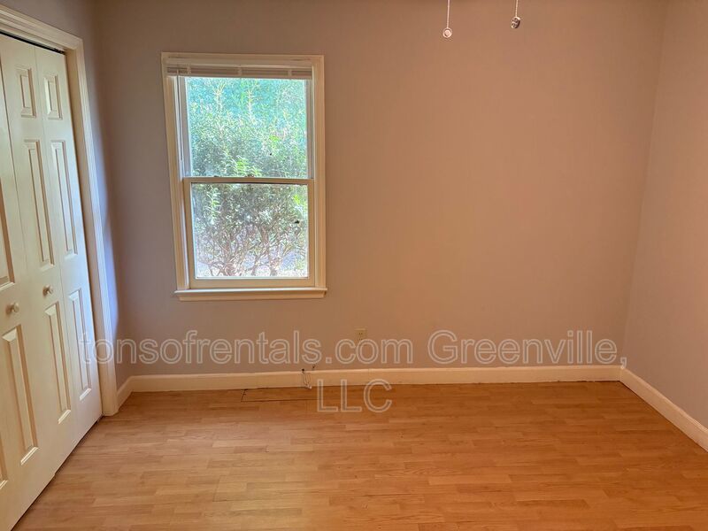 Nice 2 bedroom 1 bath duplex in Spartanburg property image