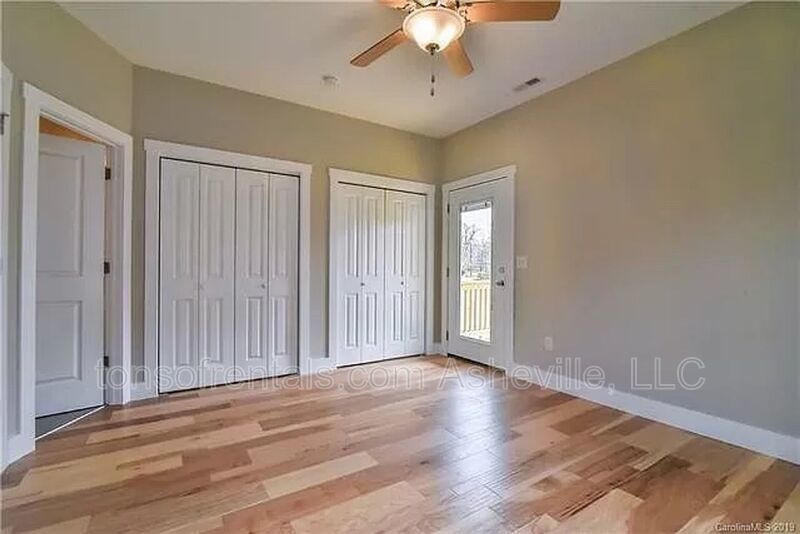 Beautiful 4-bedroom, 2.5-bathroom single-family home located in Asheville, NC. property image