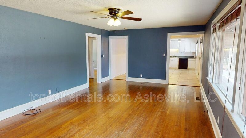 3 Bed in Desired Royal Pines Neighborhood property image