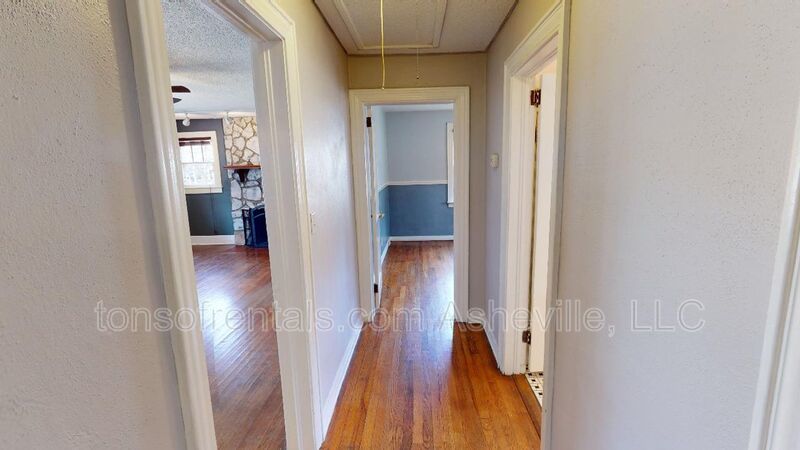 3 Bed in Desired Royal Pines Neighborhood property image