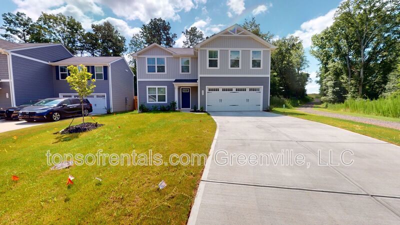 Stunning 4 bedroom, 2.5 bathroom home located in Greenville, SC property image