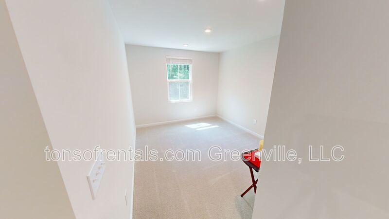 Stunning 4 bedroom, 2.5 bathroom home located in Greenville, SC property image