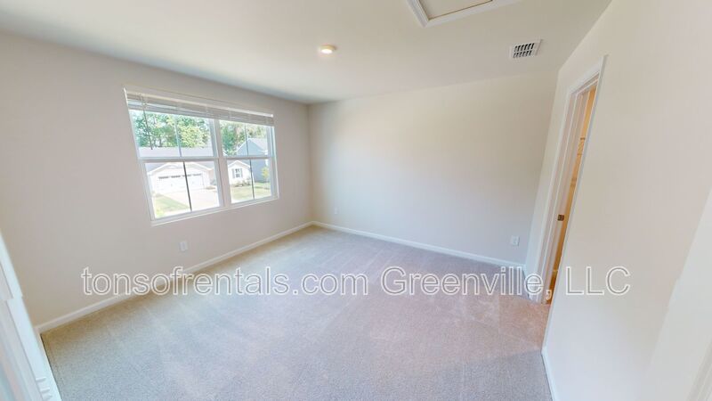 Stunning 4 bedroom, 2.5 bathroom home located in Greenville, SC property image