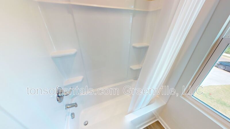 Stunning 4 bedroom, 2.5 bathroom home located in Greenville, SC property image
