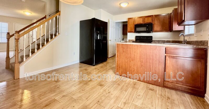 Welcome to this 3 bedroom 2.5 bath townhome located in the heart of Fletcher, NC! property image