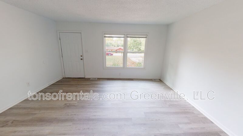 Cute 3 bedroom 1 bath with bonus room in Gaffney! property image