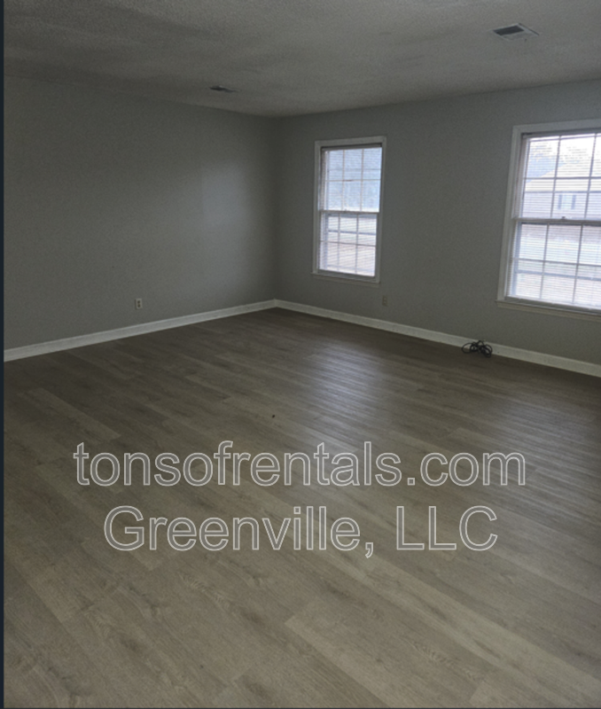 Nice 2 bedroom, 2 bath duplex on the Westside property image