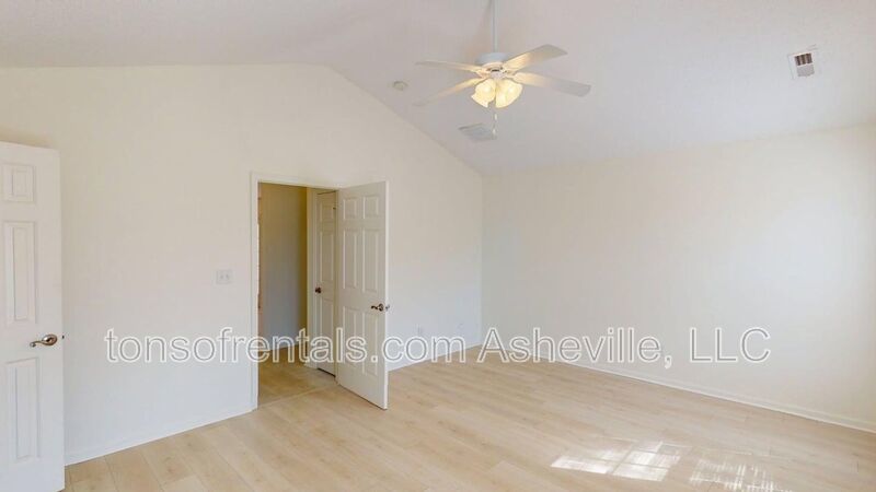 3 Bedroom Home in Livingston Farms property image