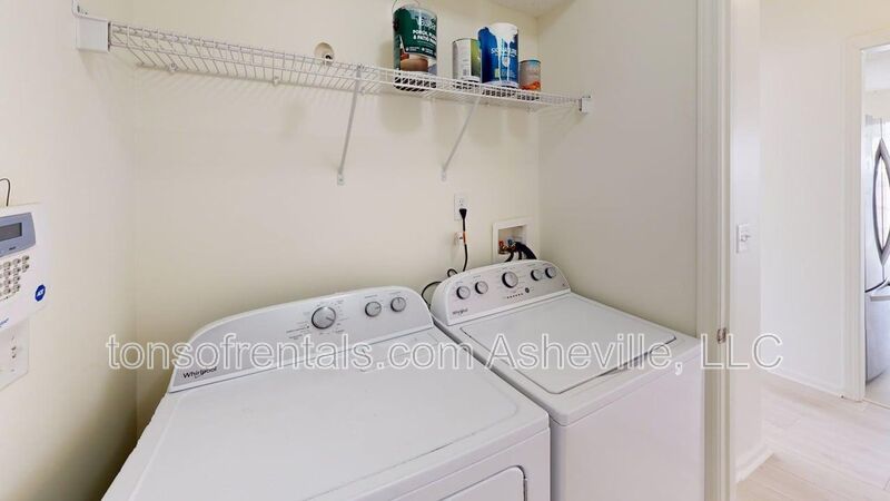 3 Bedroom Home in Livingston Farms property image