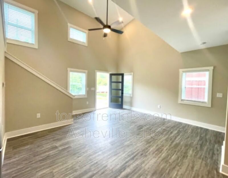 This recently built 3/2.5 modern style home is exactly what you're looking for!! property image