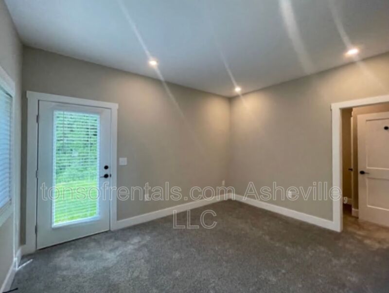 This recently built 3/2.5 modern style home is exactly what you're looking for!! property image