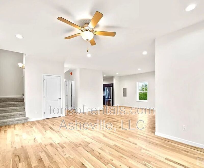 Newly constructed single-family home Available: Now Size: 1,701 sq ft Beds/Baths: 3 beds / 2.5 baths Monthly Rent: $2,495 Security Deposit: $2,495 property image