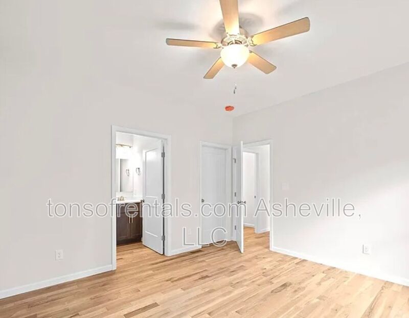 Newly constructed single-family home Available: Now Size: 1,701 sq ft Beds/Baths: 3 beds / 2.5 baths Monthly Rent: $2,495 Security Deposit: $2,495 property image