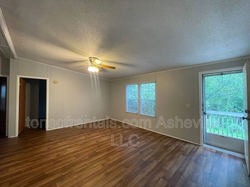 This 3 bed 2 bath is situated on almost .28 acres in quiet subdivision! property image