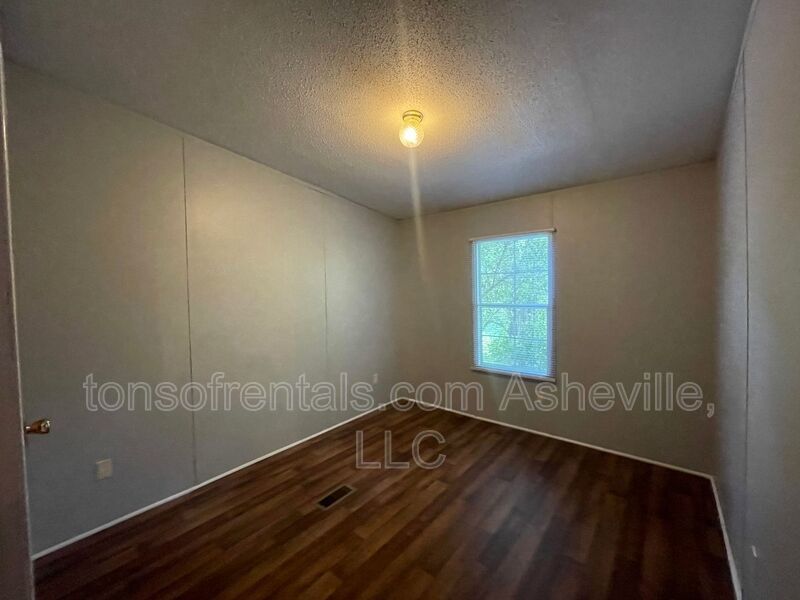 This 3 bed 2 bath is situated on almost .28 acres in quiet subdivision! property image