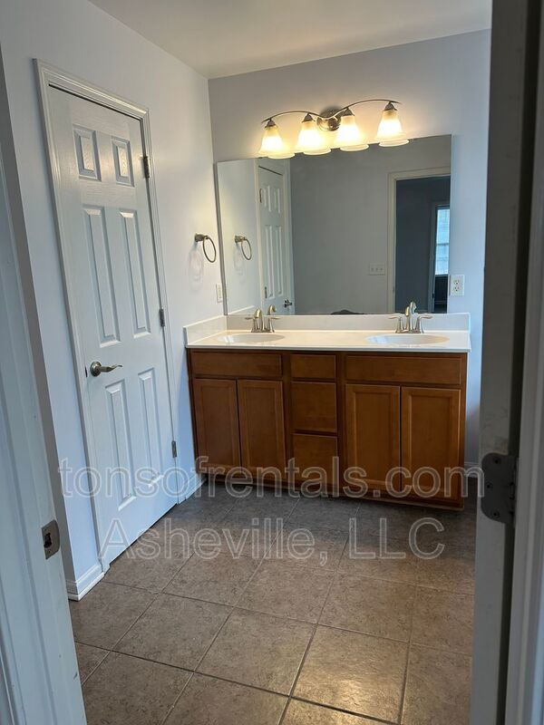 Arden three bedroom in Mallard Run property image