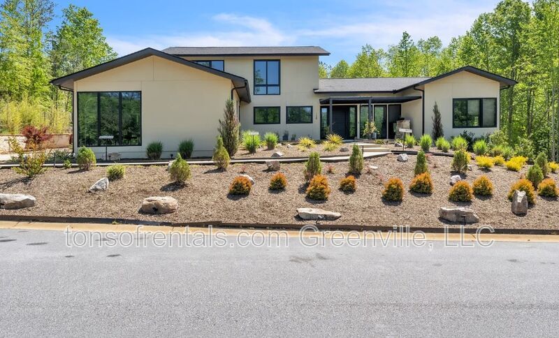 Executive home in Taylors property image