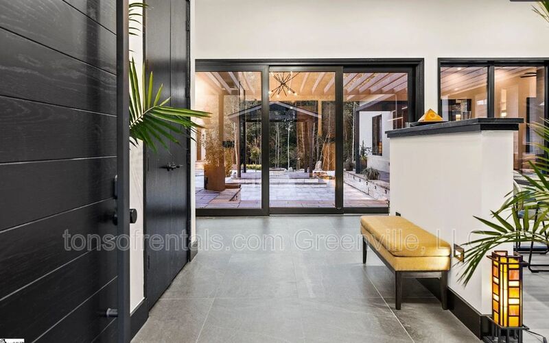 Executive home in Taylors property image