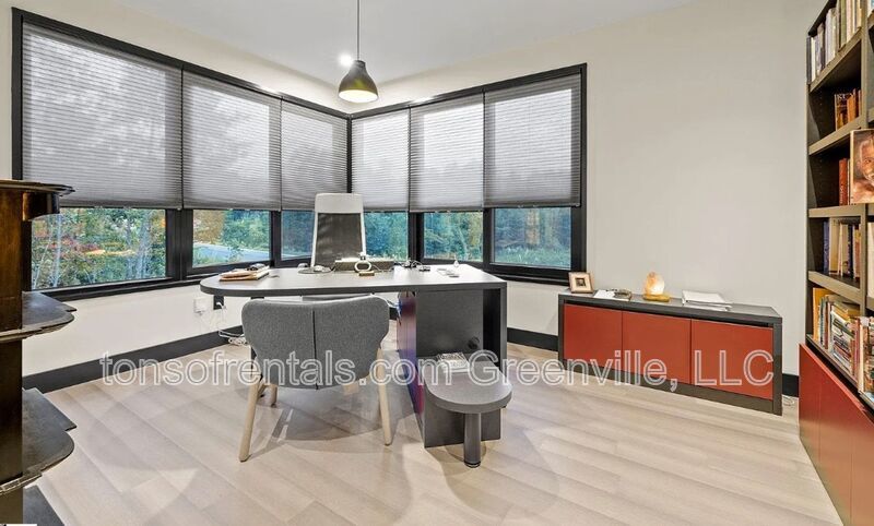 Executive home in Taylors property image