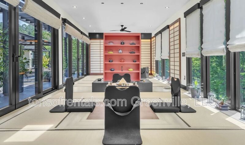 Executive home in Taylors property image