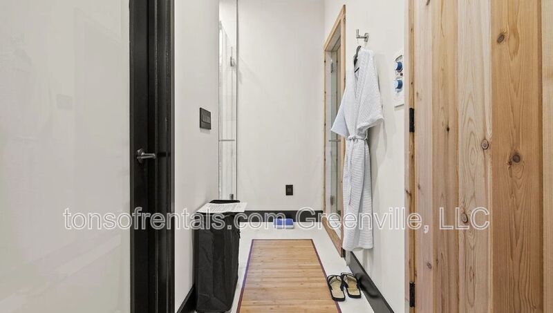 Executive home in Taylors property image