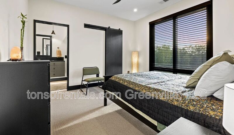 Executive home in Taylors property image