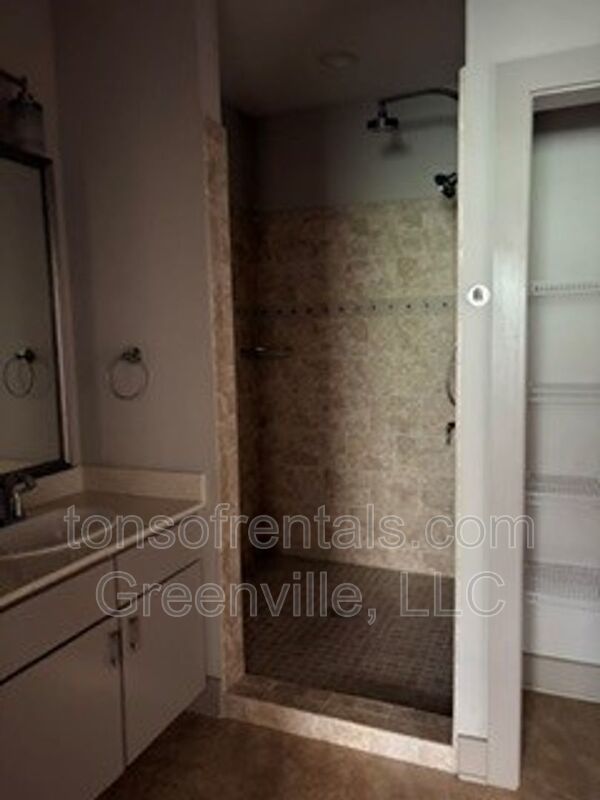 Beautiful condo in downtown Greenville SC! property image