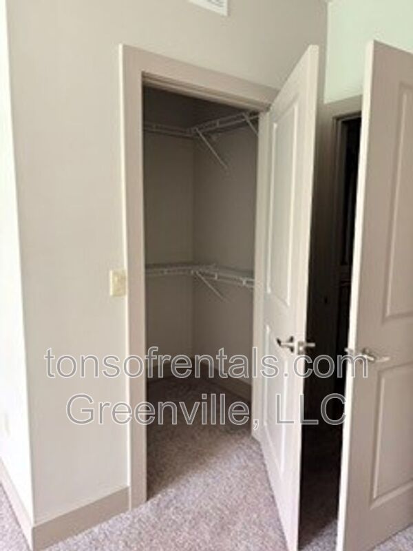 Beautiful condo in downtown Greenville SC! property image