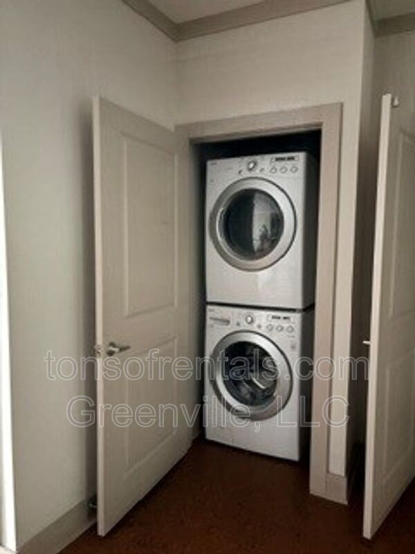 Beautiful condo in downtown Greenville SC! property image