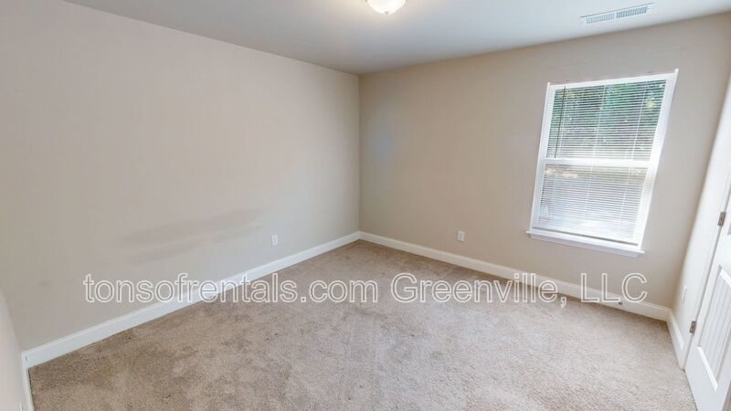 Nice 2 bedroom, 1.5 bath duplex in Anderson property image