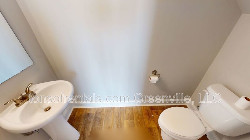Nice 2 bedroom, 1.5 bath duplex in Anderson property image