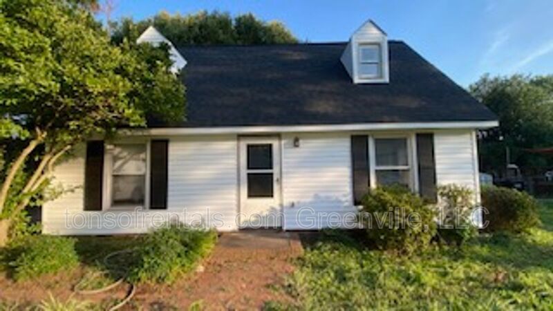 Nice 3 bedroom 1.5 bath home in excellent location of Simpsonville SC! property image