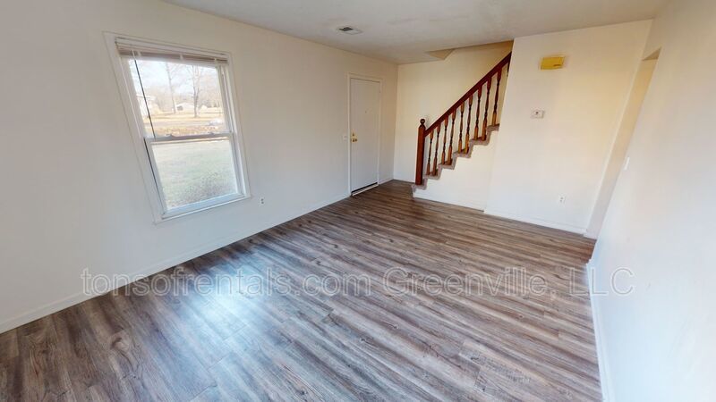 Nice 3 bedroom 1.5 bath home in excellent location of Simpsonville SC! property image