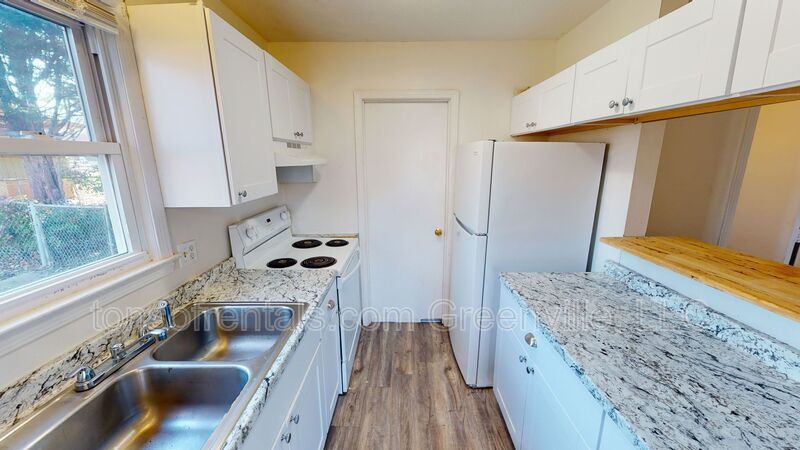 Nice 3 bedroom 1.5 bath home in excellent location of Simpsonville SC! property image