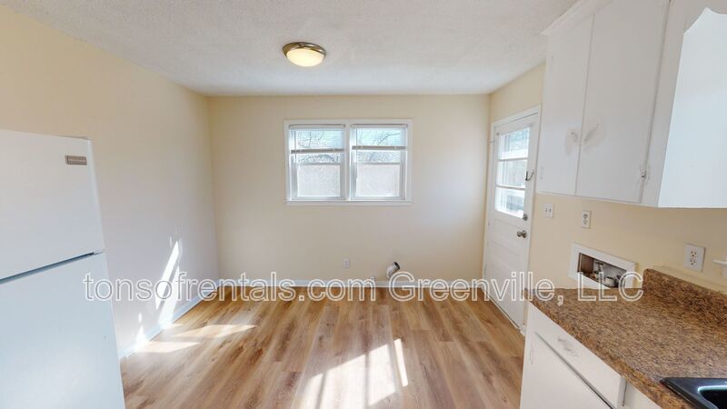 Cute 2 bed 1 bath home in Spartanburg property image