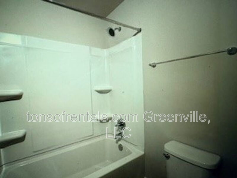 Beautiful well taken care of home in great location of Duncan! property image