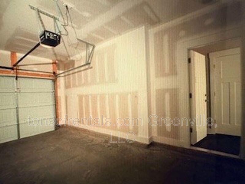 Beautiful well taken care of home in great location of Duncan! property image