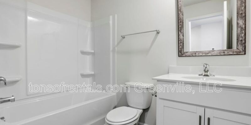 3 bed 2.5 bath townhome in Greer! property image