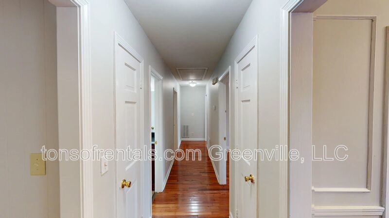 Elegant home with two Master Suites, two family rooms and in an excellent location of Greenville! property image