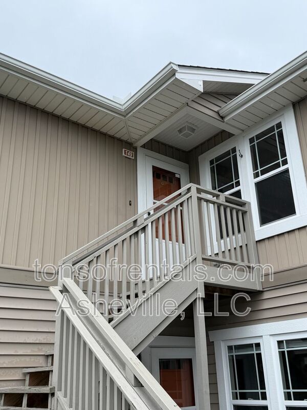 Hendersonville 2 bedroom property image