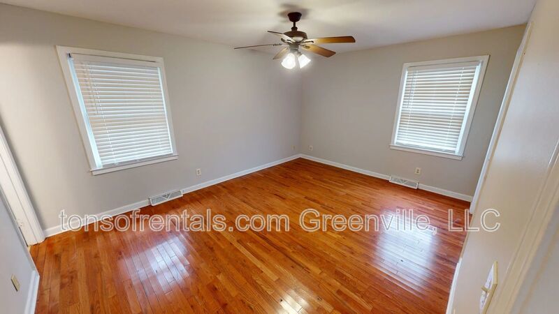 Elegant home with two Master Suites, two family rooms and in an excellent location of Greenville! property image